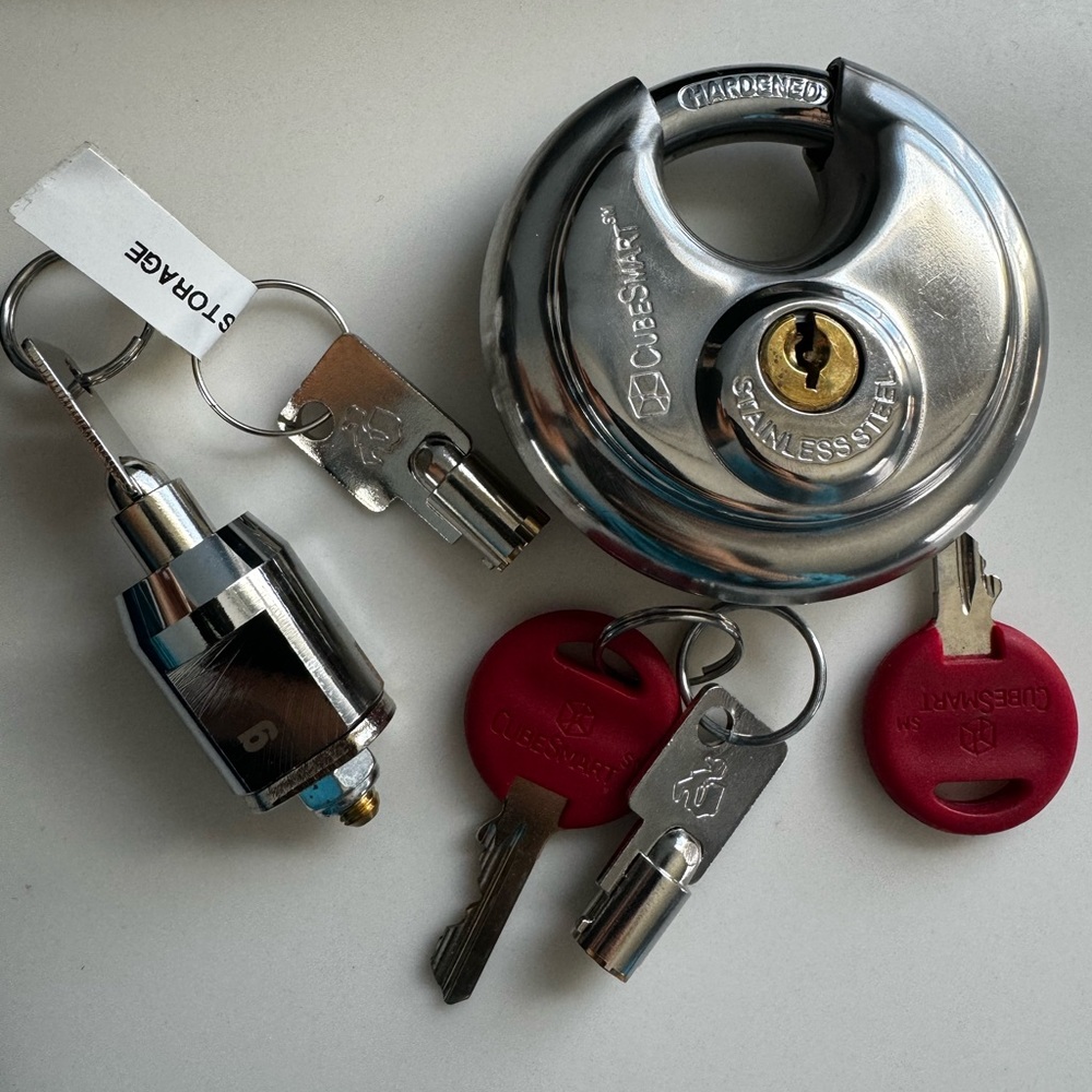 2 Sets Storage Unit Lock & Keys (Round Padlock & Cylinder Lock)